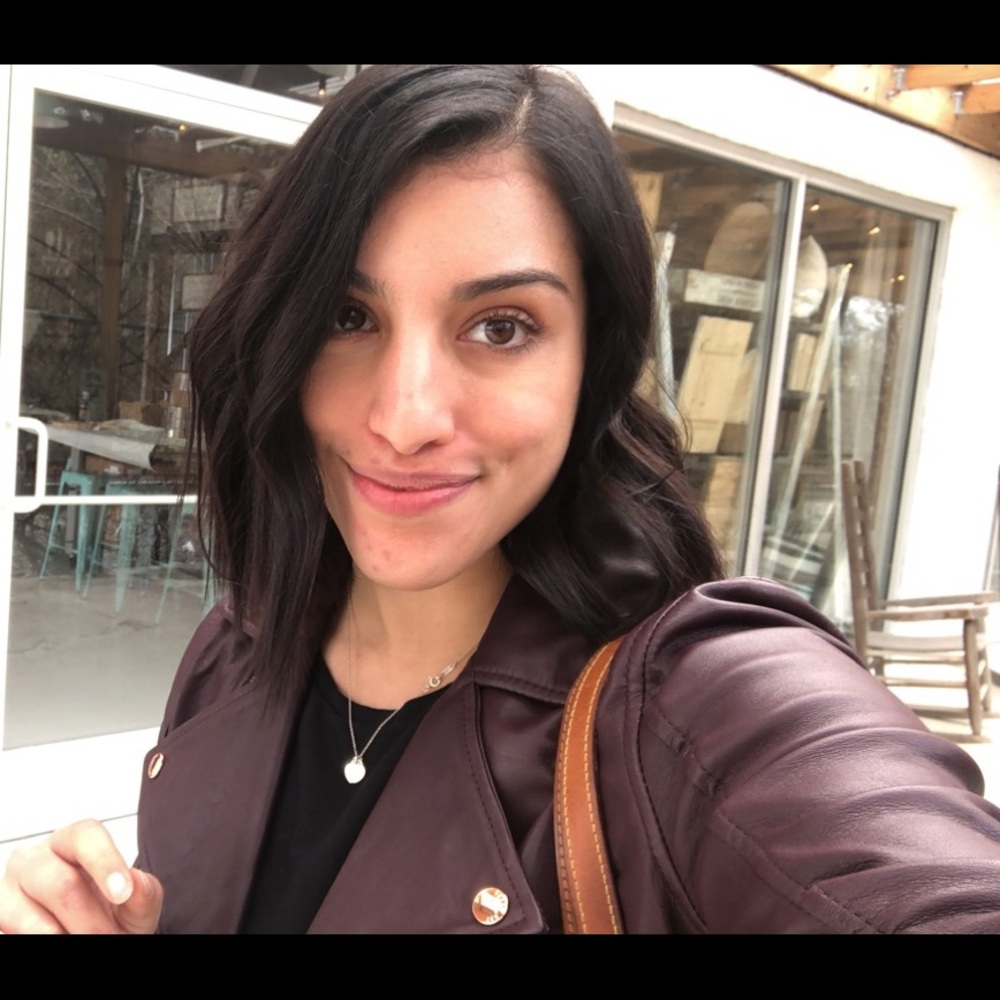 Meet your Posher, Nina